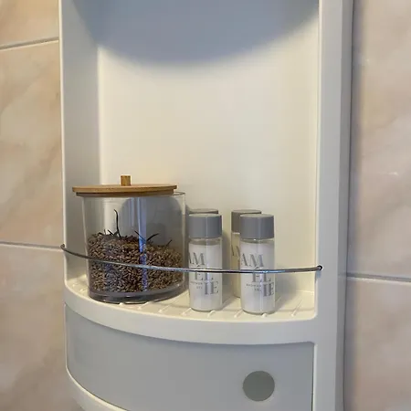 Oleander Apartment